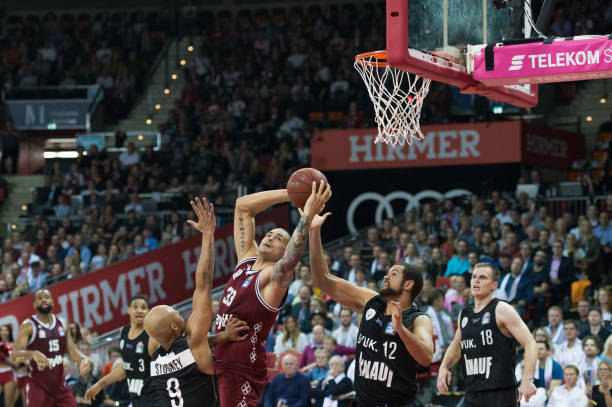 随着时间的 随着时间的